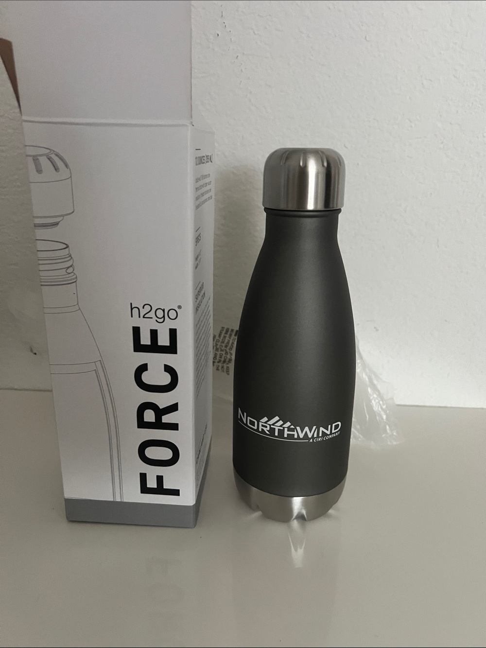 NWT( FORCE) Northway h2go Force Stainless Water Bottle - dark grey 12 oz - Picture 2 of 13